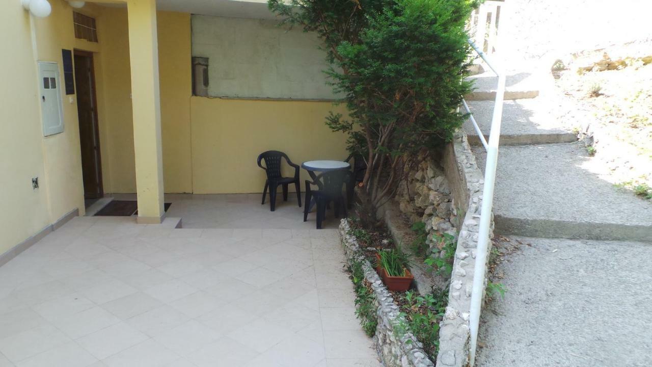 Apartments Andrea Baška Eksteriør billede