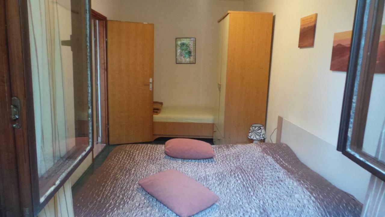 Apartments Andrea Baška Eksteriør billede